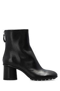 Agl Curvy Block Heel Ankle Boots