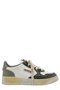 Autry Medalist Low-Top Sneakers