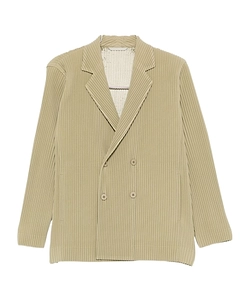 Buttoned Pleated Jacket