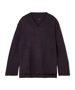 Long-Sleeved Knitted Sweater