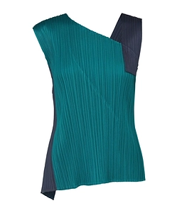Pointe Pleated Top