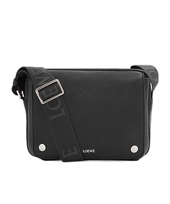 Loewe Medium Pebble Messenger Bag