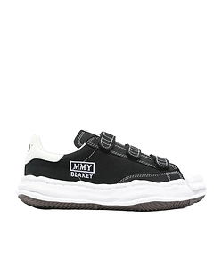 Blakey Sneakers