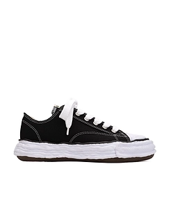 Maison Mihara Yasuhiro Round-Toe Lace-Up Sneakers