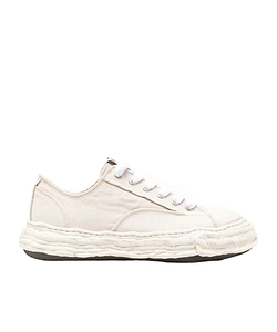 Peterson23 Distressed Sneakers