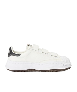 Round Toe Sneakers