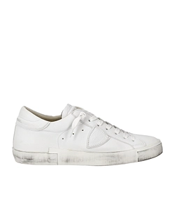 Round-Toed Athletic Shoes