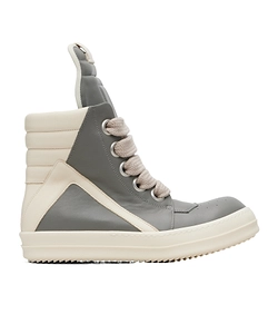 Lace-Up High-Top Casual Sneakers