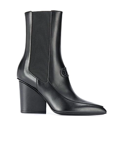 Logo Boots