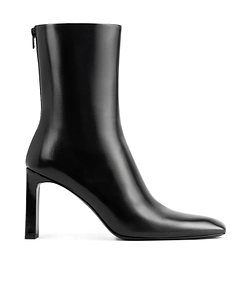 TotÊMe Square-Toe Side Zipped Ankle Boots