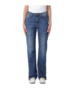 Buttoned Jeans