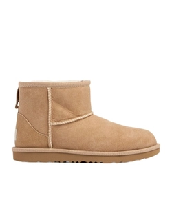 Logo Boots
