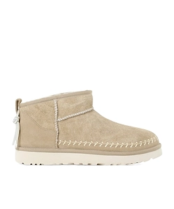 Classic Ultra Mini Biarritz Boot