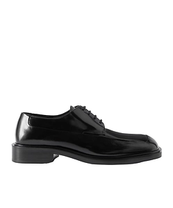 Square-Toe Brogues