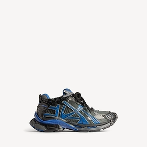 Runner Gradient Mesh Sneaker